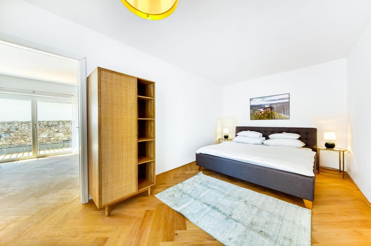 Smile Apartments Burggasse Krems an der Donau Exterior photo